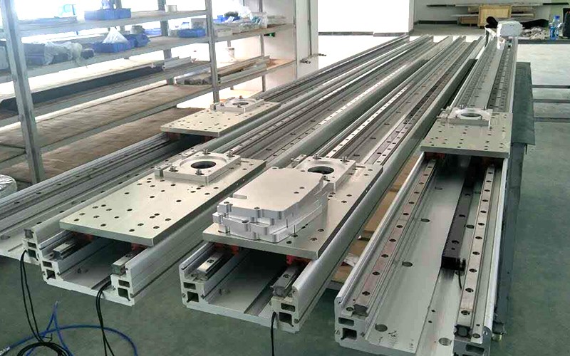 機器人移動地軌A